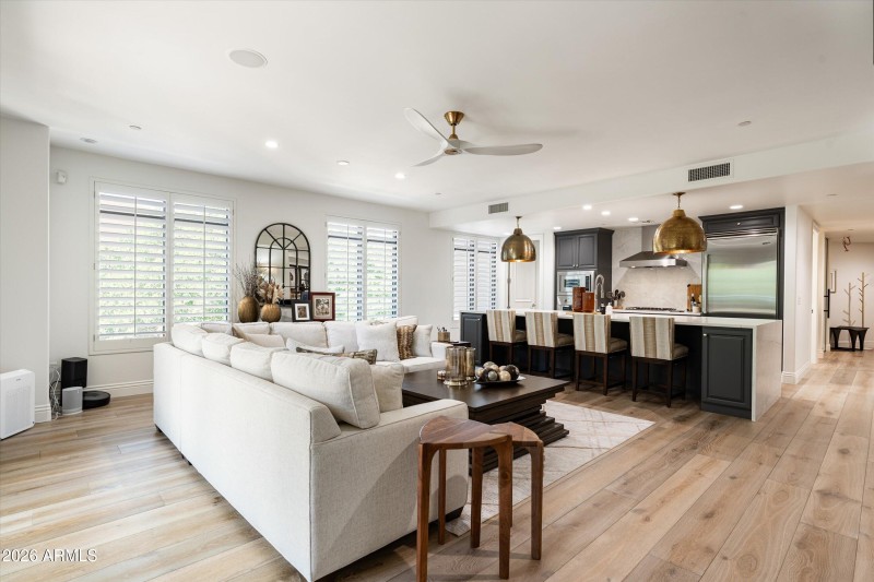 14-7175 E Camelback Rd #305 (12 of 25)