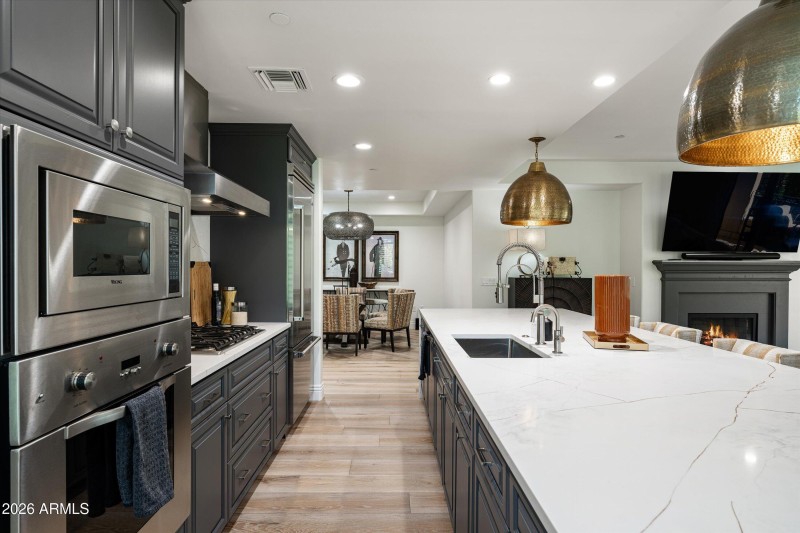 17-7175 E Camelback Rd #305 (14 of 25)