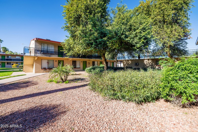 Urban Gardens - Exterior (13)