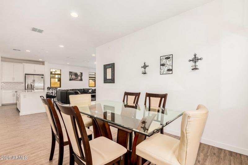 Spacious Dinning Room