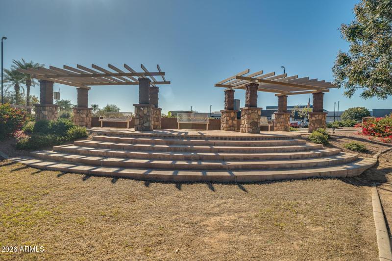 81-web-or-mls-Exterior-26