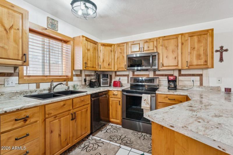 print_quality-17_1038_E_Friar_Ave_Apache