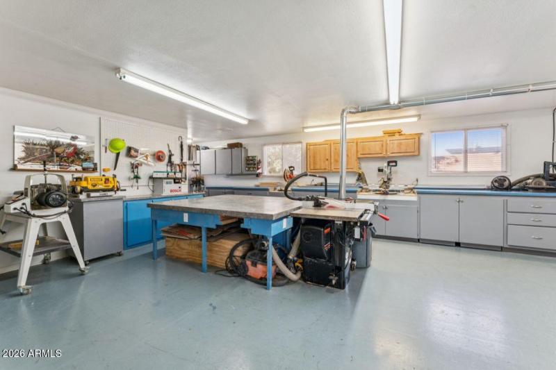 print_quality-43_1038_E_Friar_Ave_Apache