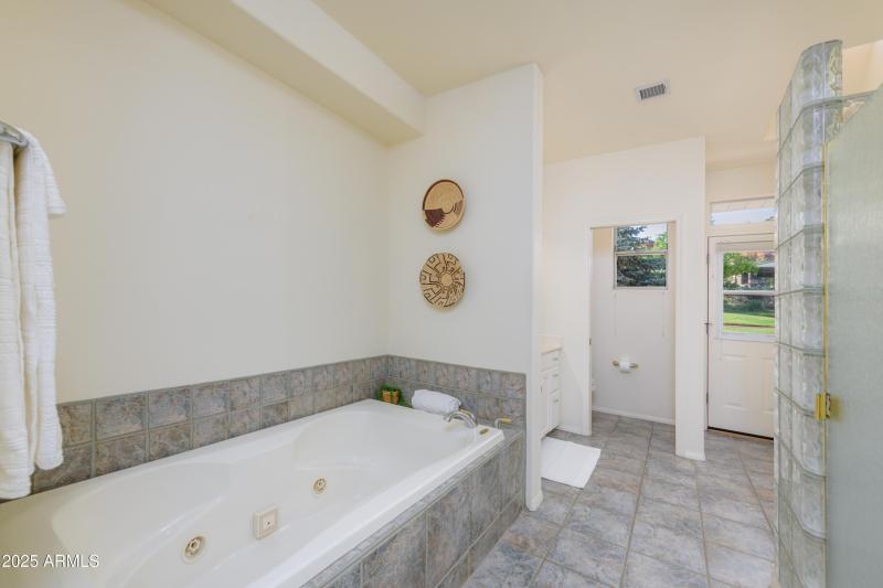 230 Red Rock Cove Drive-19