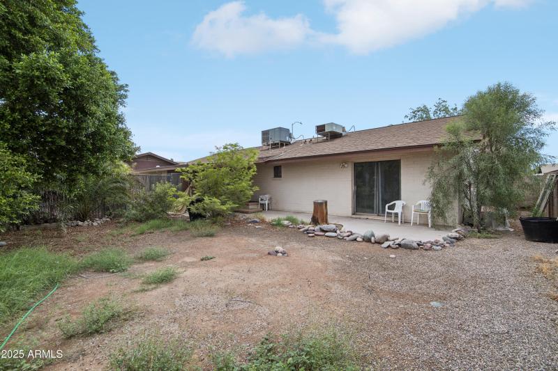 39-print-E Evergreen St-S0509-039