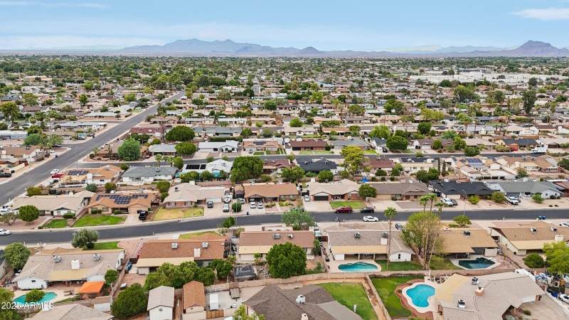 52-print-E Evergreen St-S0509-052