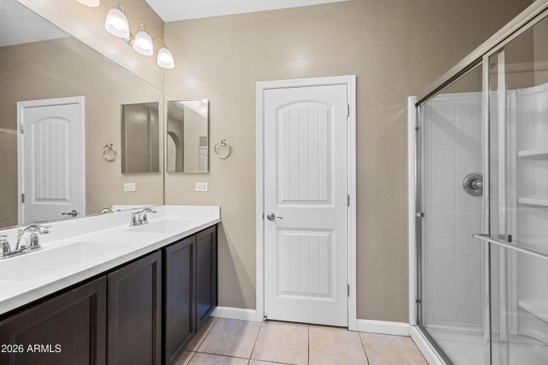 19-1367SCCD1239-ocupix-