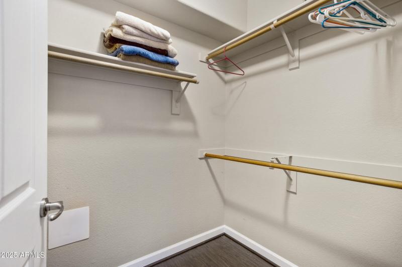 4925 E Desert Cove Ave unit 103-21