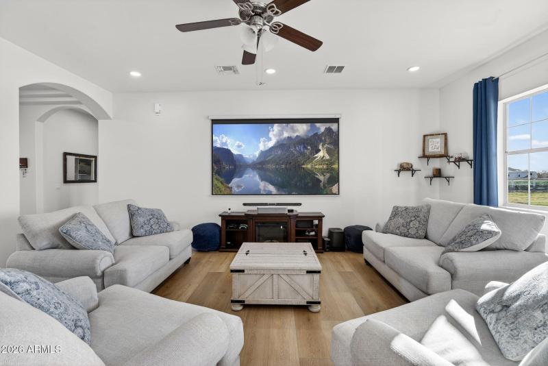 14-web-or-mls-66-N Wyatt Dr