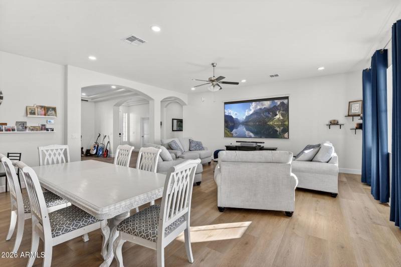 17-web-or-mls-65-N Wyatt Dr