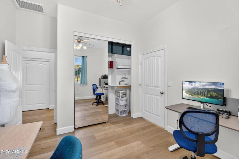 28-web-or-mls-71-N Wyatt Dr