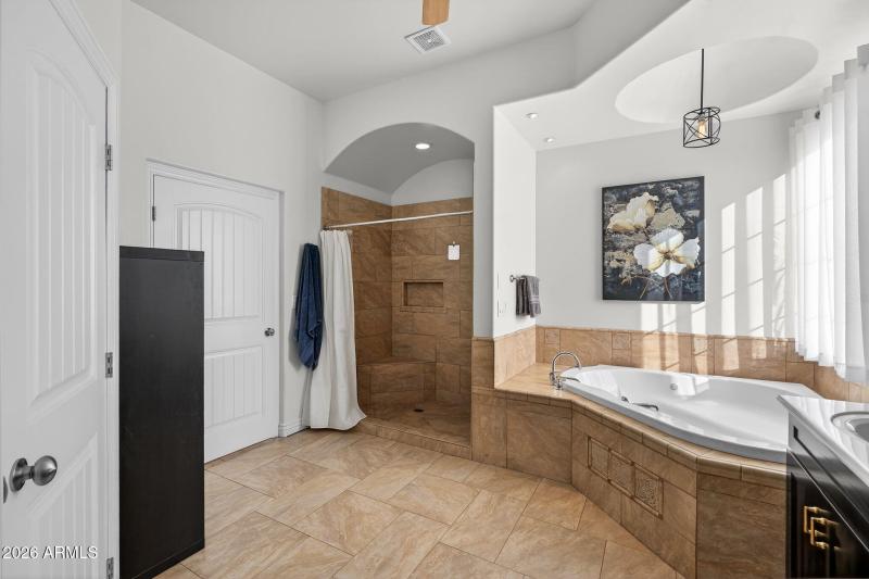 34-web-or-mls-37-N Wyatt Dr