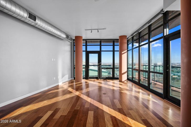 310 S 4th St unit 1710-9