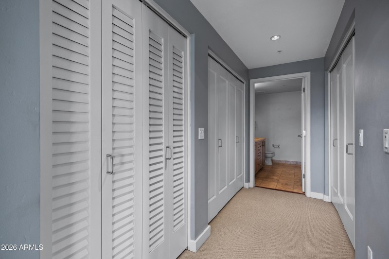 310 S 4th St unit 1710-25