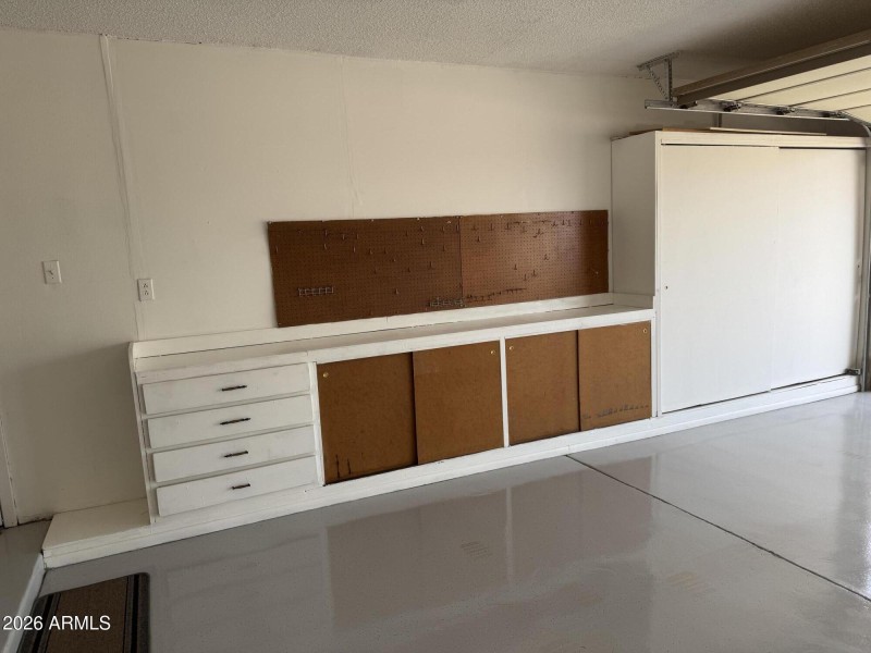 65-Workbench and Storage