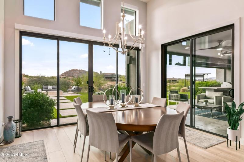 026_Casual Dining Details