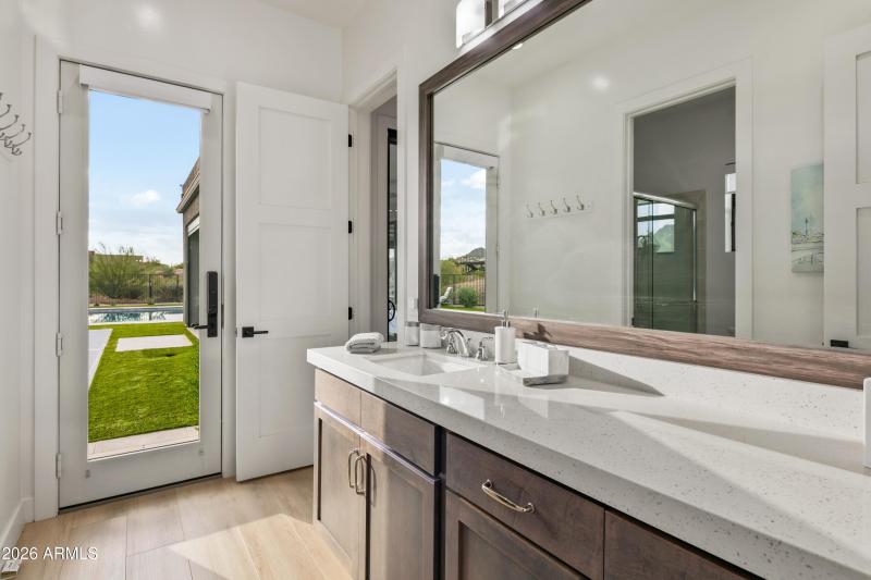 049_Ensuite #3 Pool Bath