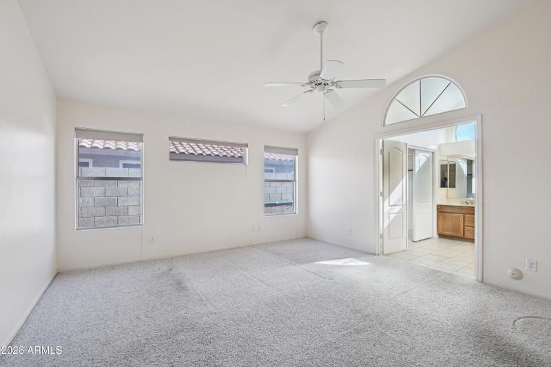 13-print-W Burnett Rd-S2101-013