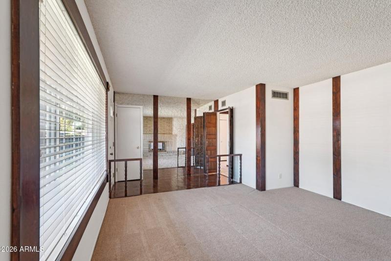 8-web-or-mls-W Banff Ln.-S2101-008