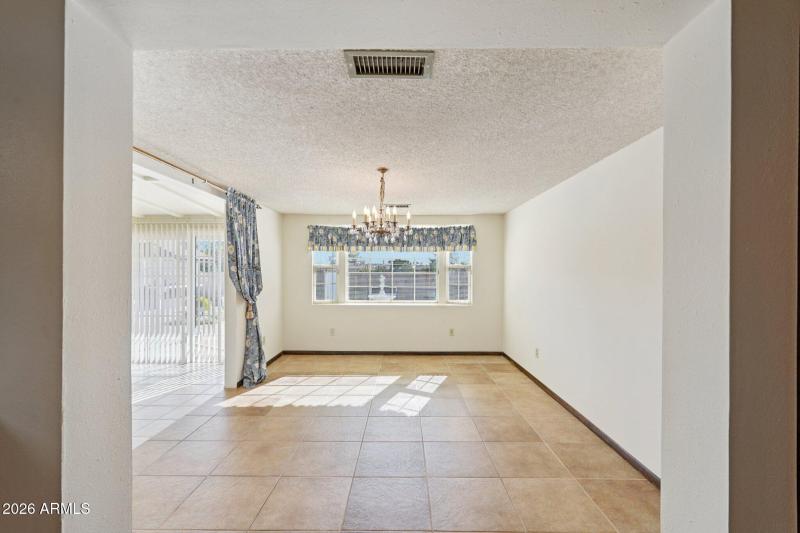 14-web-or-mls-W Banff Ln.-S2101-014