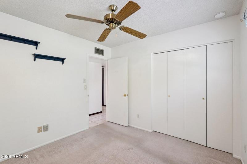 33-web-or-mls-W Banff Ln.-S2101-033