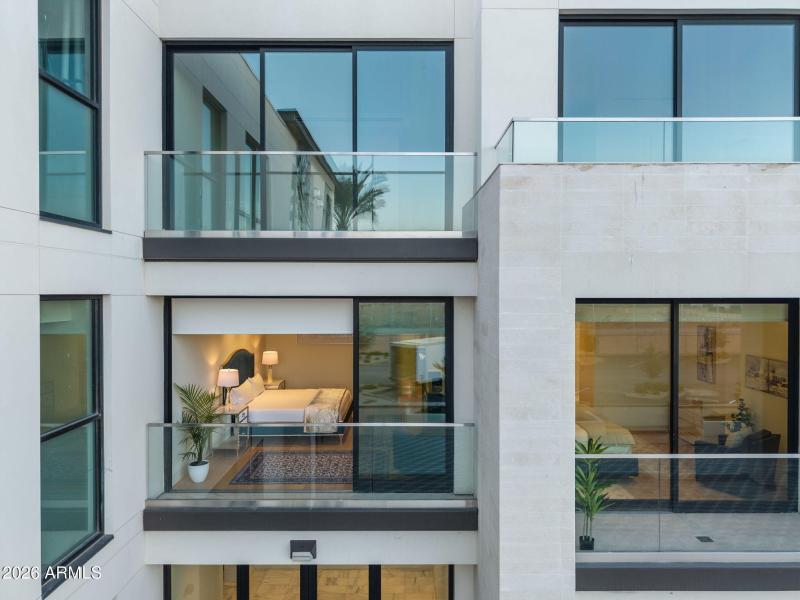 4-web-or-mls-DJI_20251215171437_0051_D-H