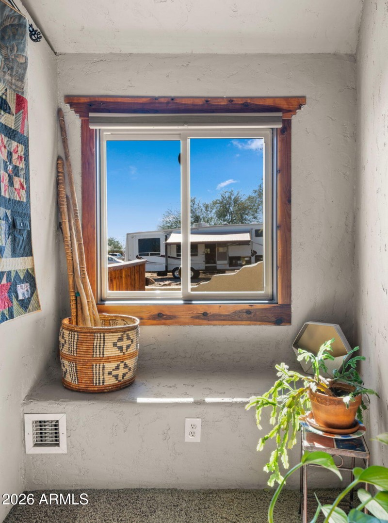 16-web-or-mls-Formal Living Space1