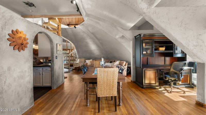 18-web-or-mls-Great Room3