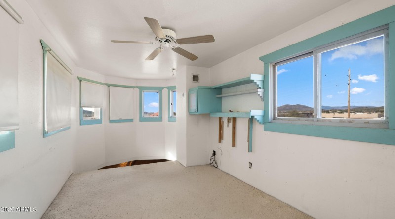 30-web-or-mls-Upstairs Loft Space2