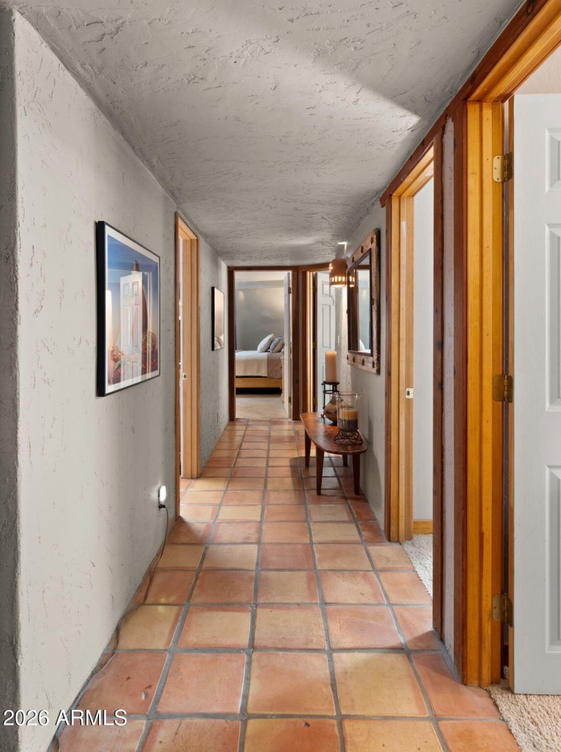 36-web-or-mls-Hallway