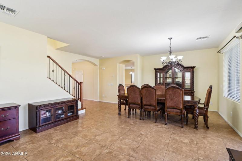 15-web-or-mls-W Brown St-S2001-013