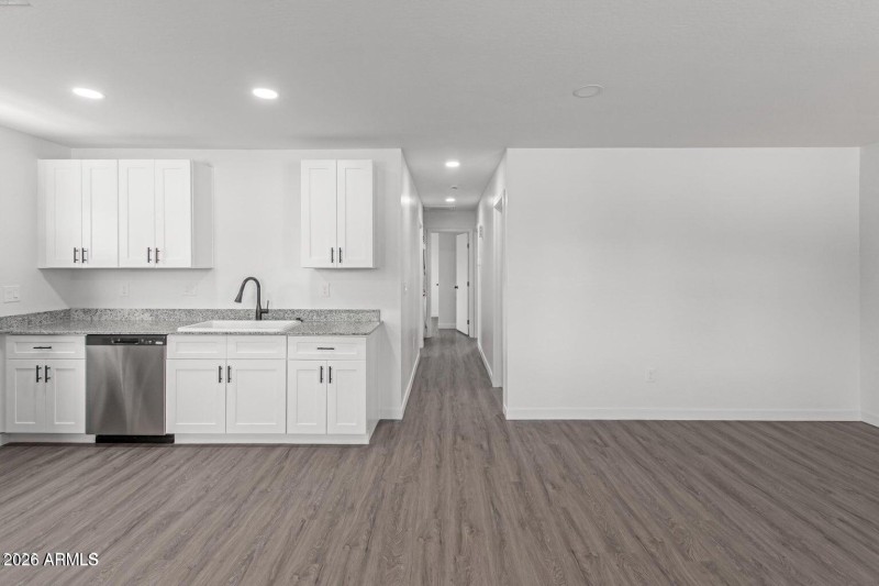 20260115054426107293000000-o