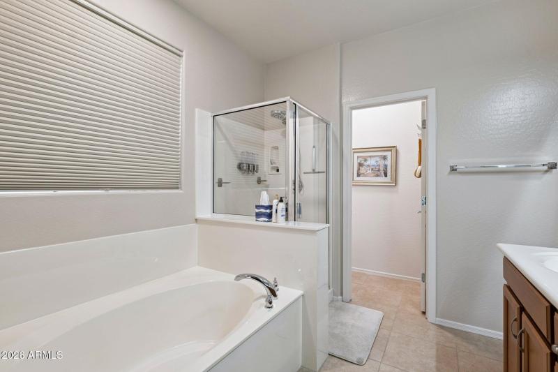 20-web-or-mls-16048-w-papago-st