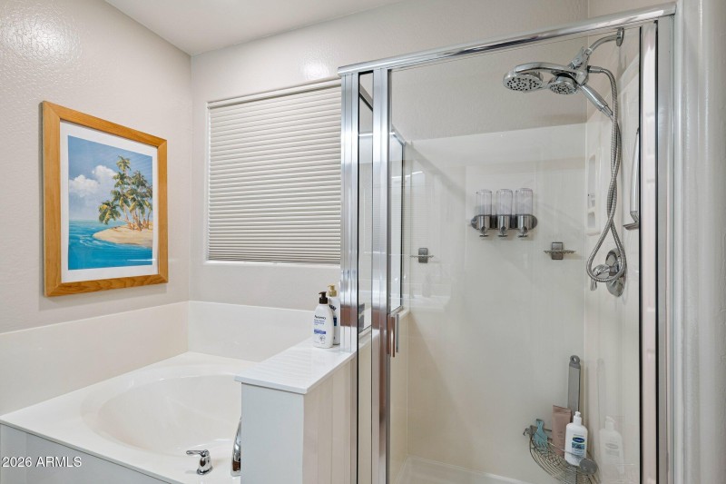 22-web-or-mls-16048-w-papago-st