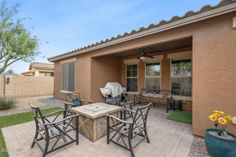 37-web-or-mls-16048-w-papago-st