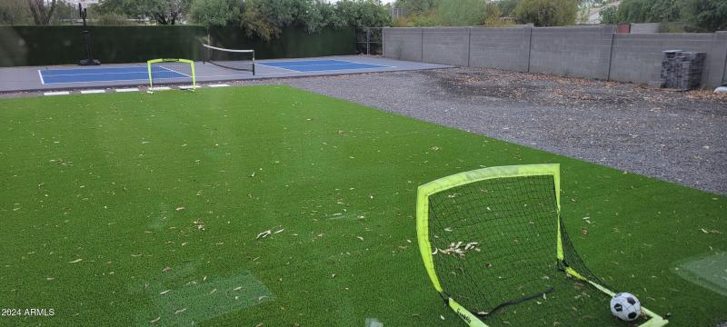 AA 76 SOCCOR SPORT PICKLEBALL COURT 7-22