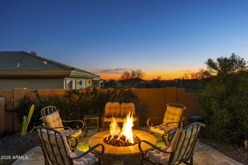 Make memories around the fire