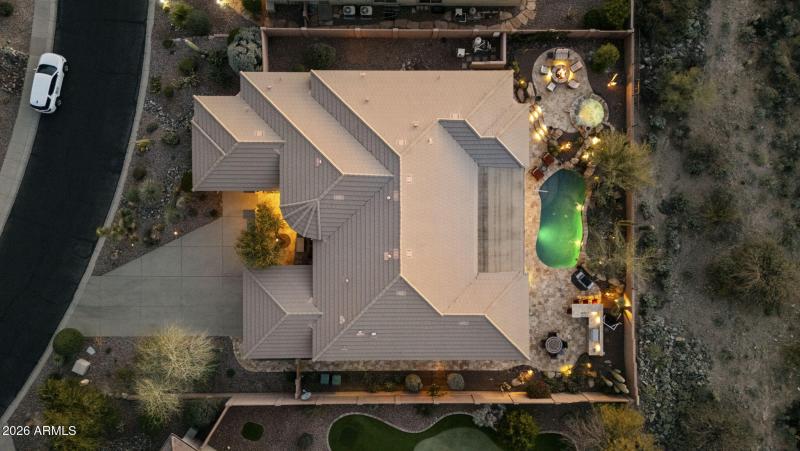 Private Cul de Sac Street