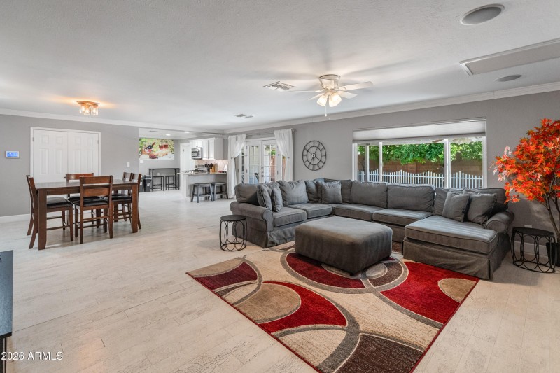 8301 E Monterosa St-20