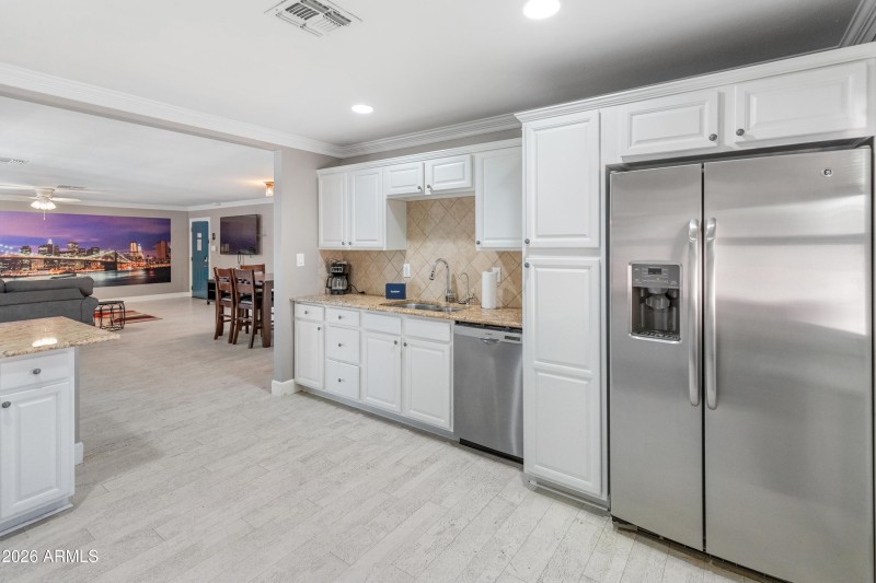 8301 E Monterosa St-27