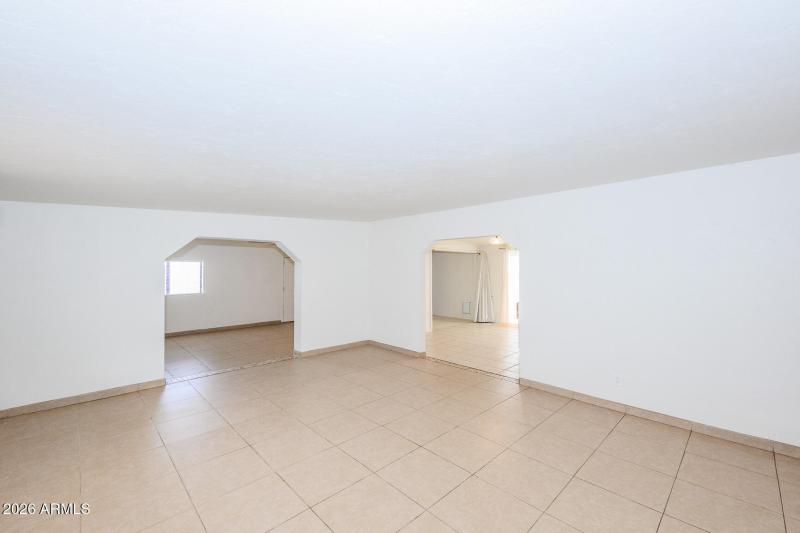 014 - 310 2nd Street