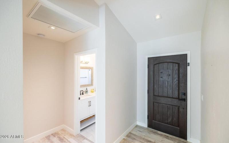 20240404185135460749000000-o