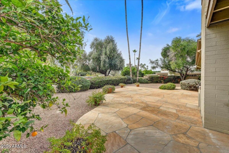 Large Flagstone Patio