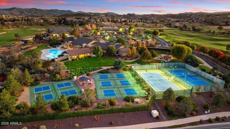 Prescott Lakes Community