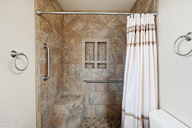 Large step-in shower in Master