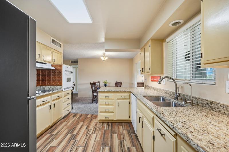 Light Bright Kitchen