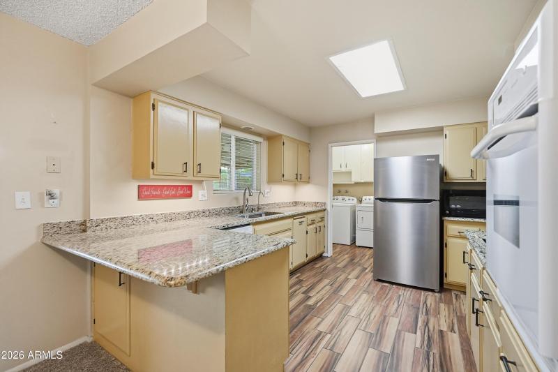 Beautiful floors and Counters!