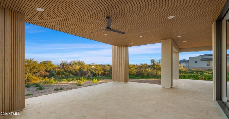 Spacious Covered Patio