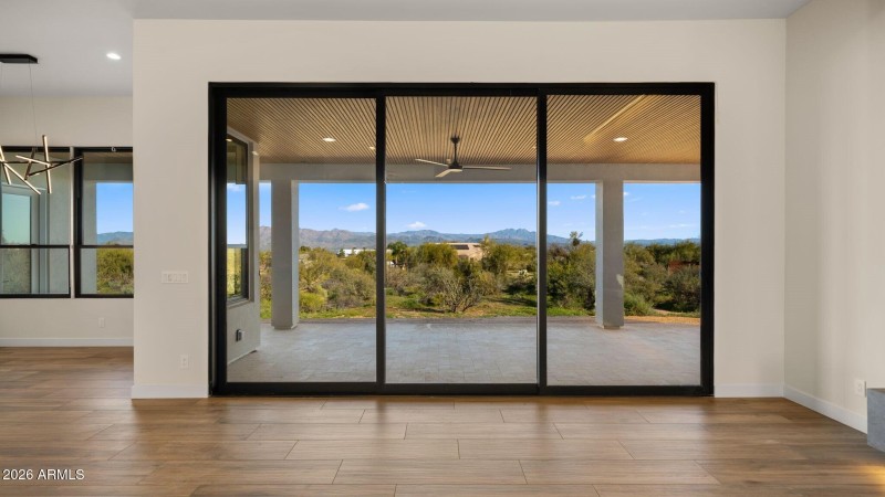 Stunning Four Peak Views