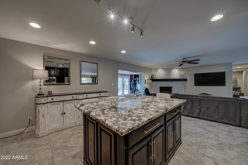 45B92583-38AC-43D1-8412-D7788E4FFC45